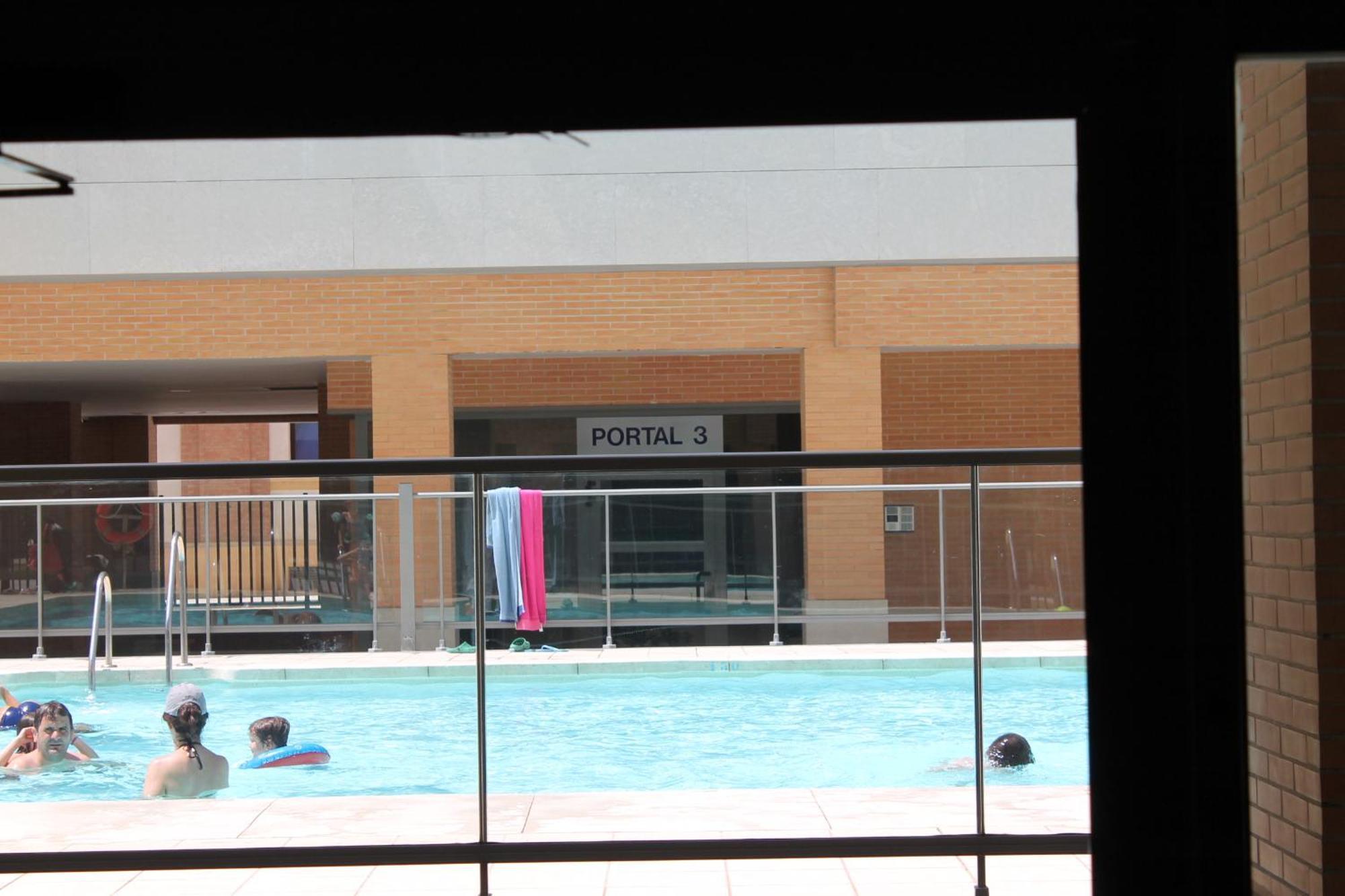 Paseo Maritimo Apartment Malaga Exterior photo